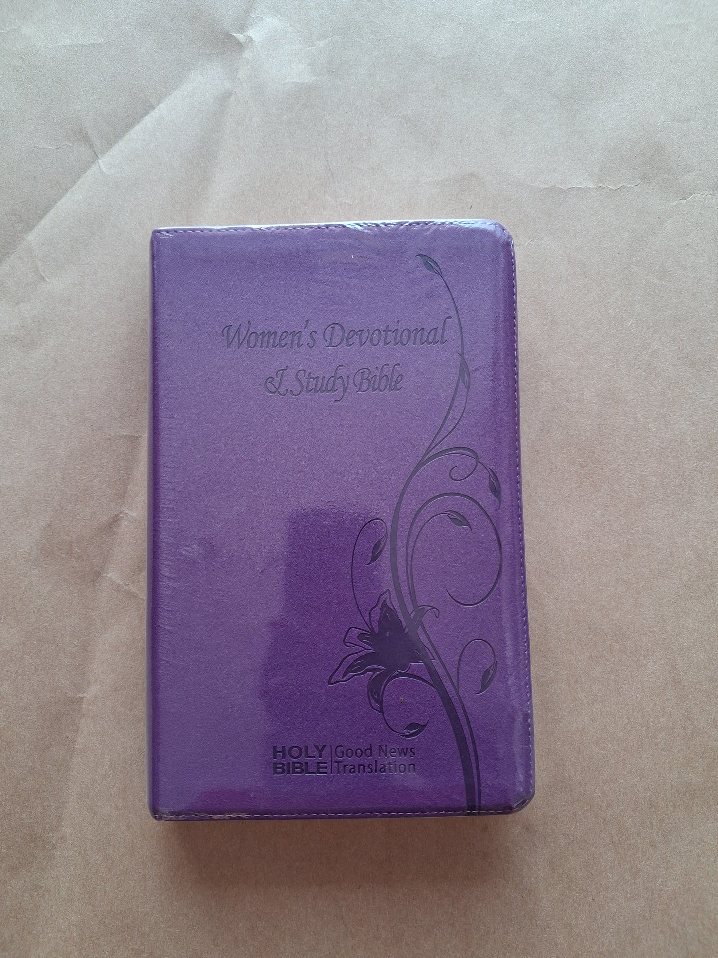 Woman's Devotional and Study Bible (Good News Translation)
